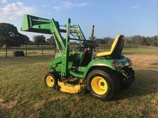 2002 John Deere X585