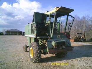 75 John Deere 3300