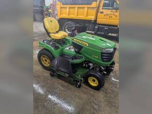 2023 John Deere X754