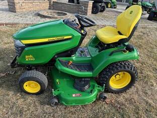 2025 John Deere X590