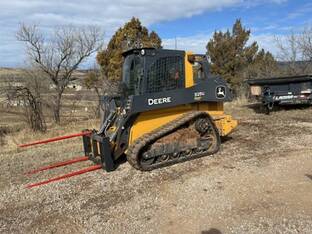 2022 John Deere 325G