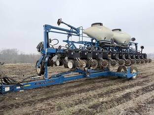 2011 Kinze 3600ASD