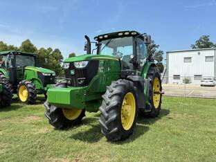 2020 John Deere 6215R