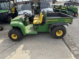 2000 John Deere GATOR 4X2