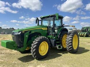 2024 John Deere 8R 250