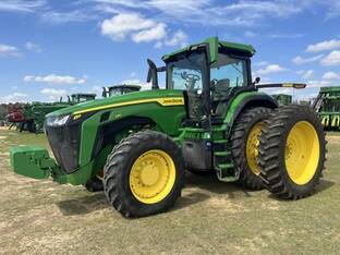 2024 John Deere 8R 230