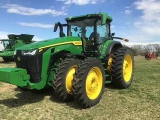 2025 John Deere 8R 410