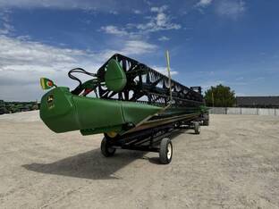 2023 John Deere 735D