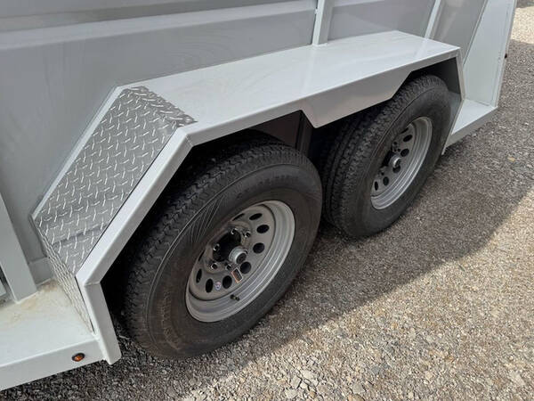 2027 Valley 6'8"x14' 7k / 7' interior / 2 horse slan