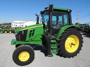 2022 John Deere 6120M
