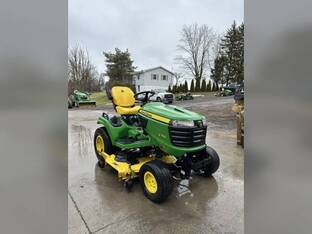 2022 John Deere X750