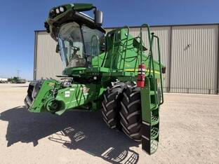 2024 John Deere S780