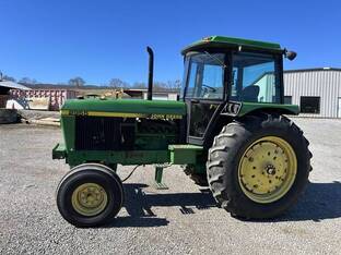 1990 John Deere 2955