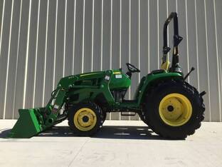 2022 John Deere 3032E