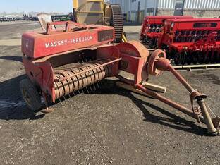 Massey-Ferguson 10