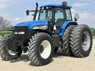 New Holland TM175