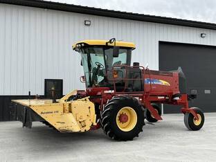 2012 New Holland H8060