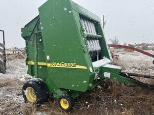 2002 John Deere 567