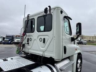 2019 Freightliner Cascadia