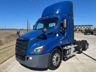 2021 Freightliner CASCADIA 116
