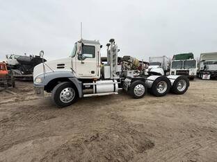 2005 Mack VISION CXN613