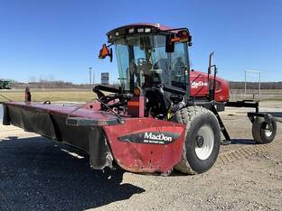 2015 MacDon Industries M205