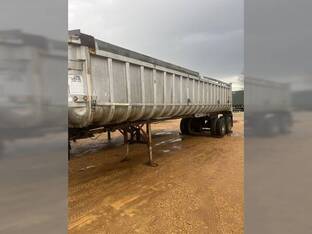 1977 Fruehauf 30 FT END DUMP