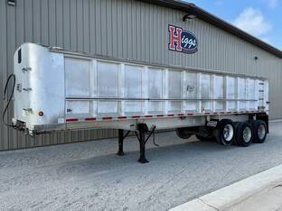 2002 East 35' TRI AXLE
