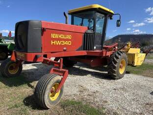 2001 New Holland HW340