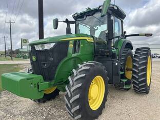 2022 John Deere 7R 210