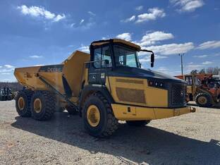 2020 John Deere 260E