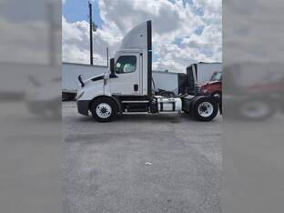 2022 Freightliner CASCADIA 116