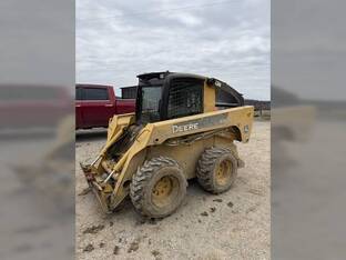 2008 John Deere 325