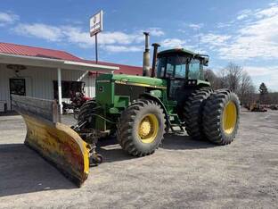 John Deere 4850