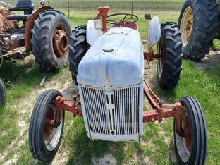 Ford 8N