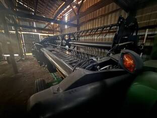 2014 MacDon Industries FD75-35