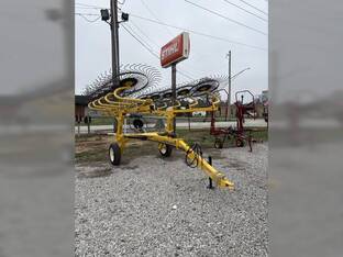 2026 New Holland PC1022