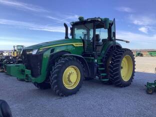 2021 John Deere 8R 250