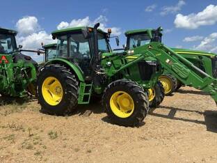 2023 John Deere 6120E Cab