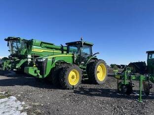 2011 John Deere 8310R