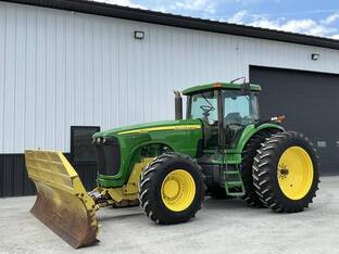 2004 John Deere 8320