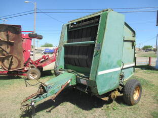 John Deere 530
