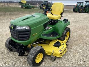 2015 John Deere X754