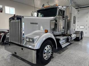 2018 Kenworth W900