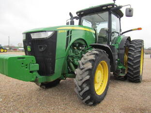 2015 John Deere 8320R