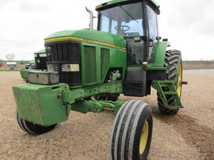 1993 John Deere 7800