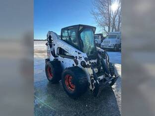 2010 Bobcat S330