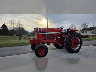 1976 International 1066