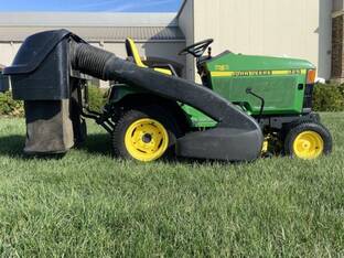 1998 John Deere 425