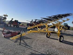 2026 New Holland PC1225